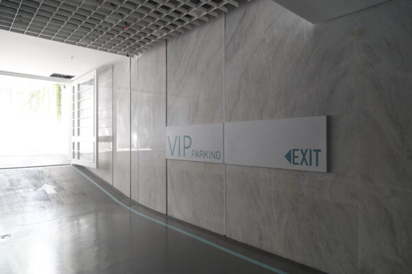 Wall sign - Image 6